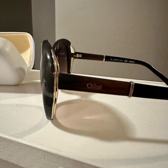 Chloe round sunglasses, new in box! - Picture 5 of 9